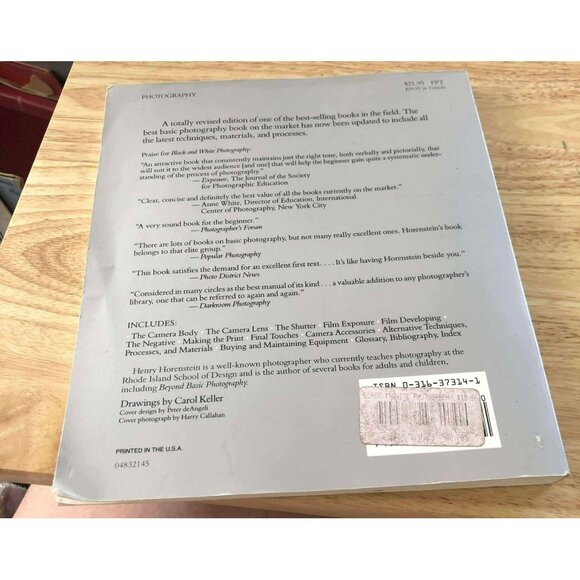 Black & White Photography: A Basic Manual by Henry Horenstein. - Picture 4 of 4